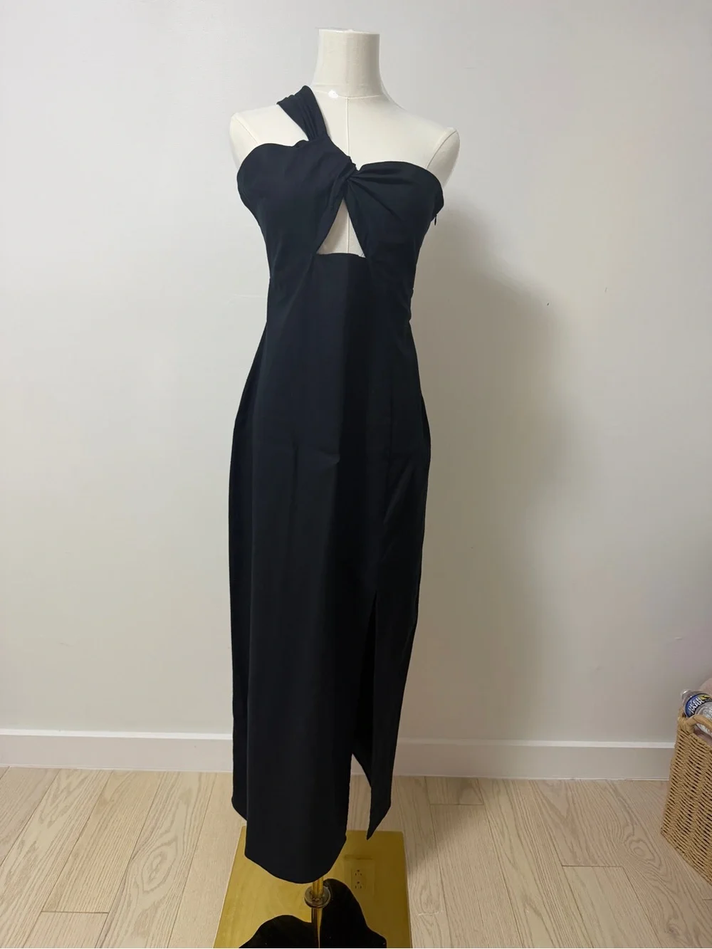 Zara NWT Black One-Shoulder Bow Midi Dress – Size XL - Picture 1 of 5